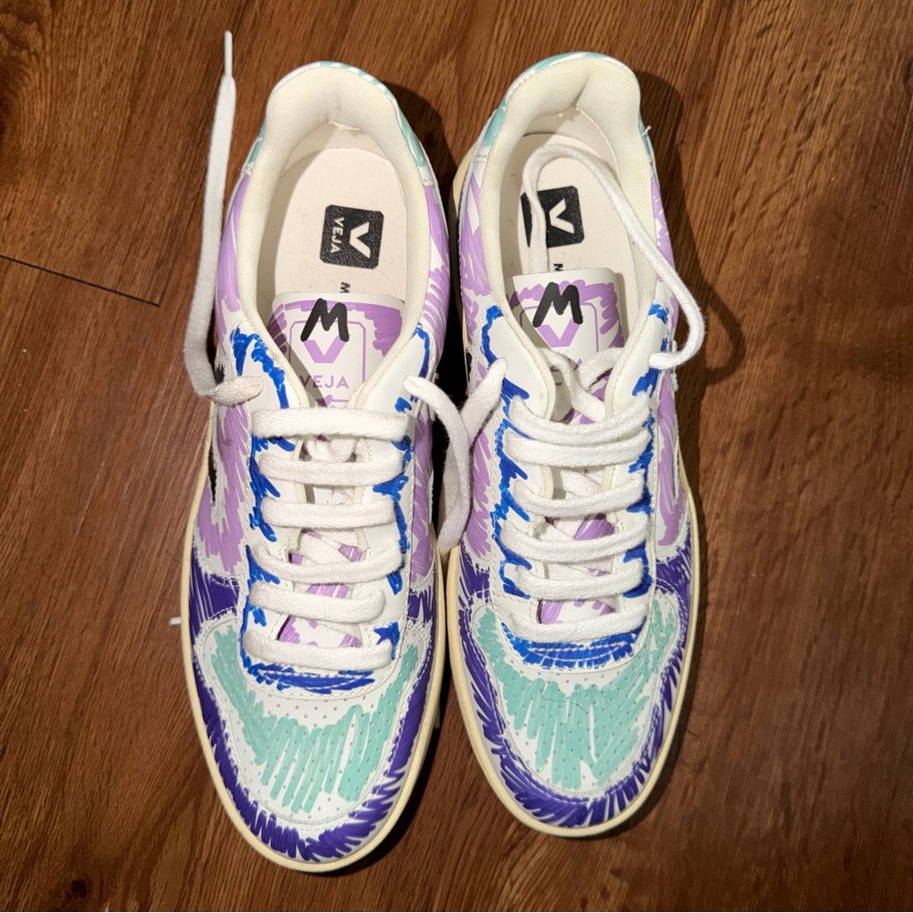 MARNI x VEJA " Graffiti " Printed Low-Top 100% Calf Leather Sneakers - Picture 2 of 7